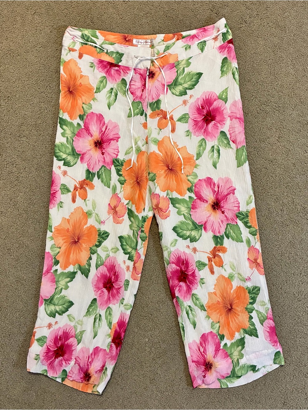 Tommy Bahama Silk Floral Capri Pants Woman’s 10P Pink Orange Tropical Hibiscus
